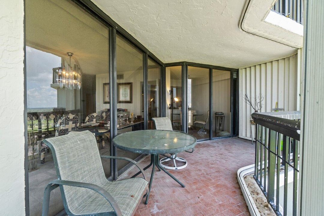 For Rent: $3,700 (3 beds, 2 baths, 2250 Square Feet)