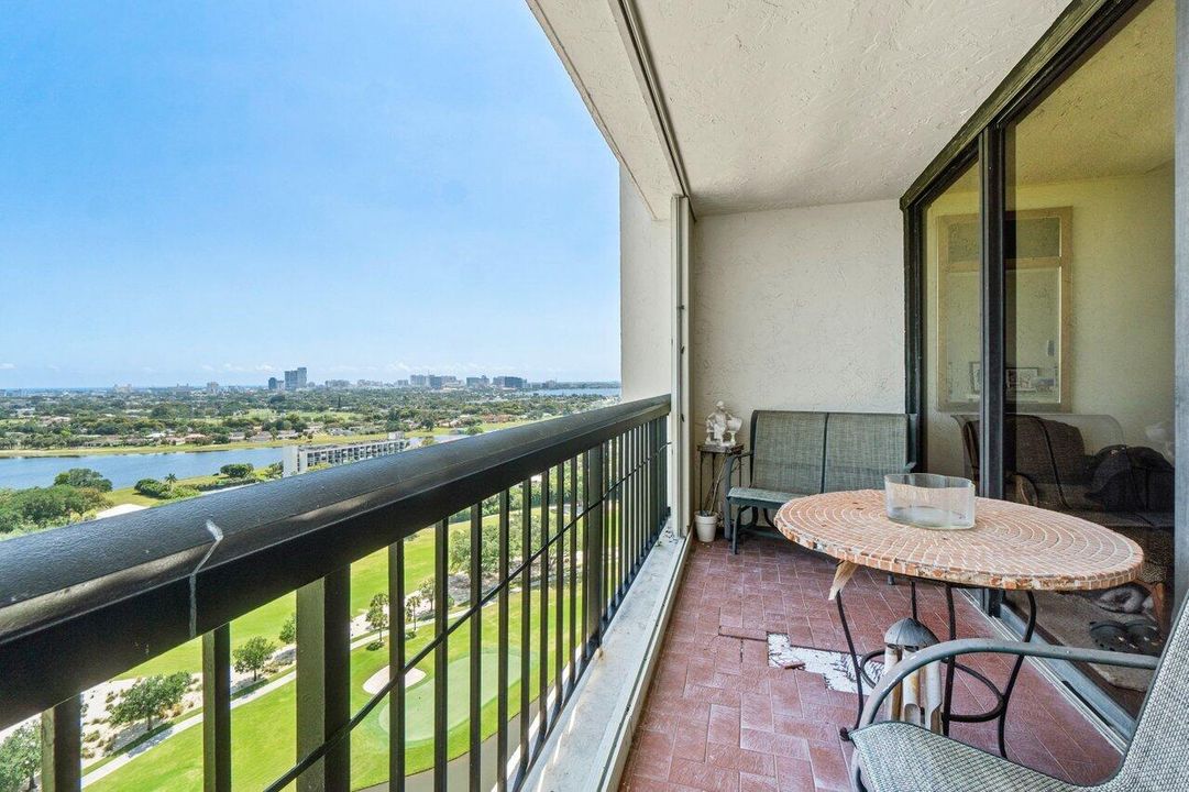 For Rent: $3,700 (3 beds, 2 baths, 2250 Square Feet)