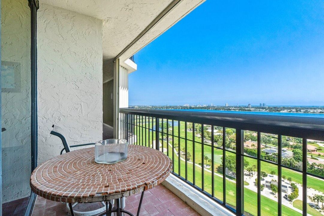 For Rent: $3,700 (3 beds, 2 baths, 2250 Square Feet)