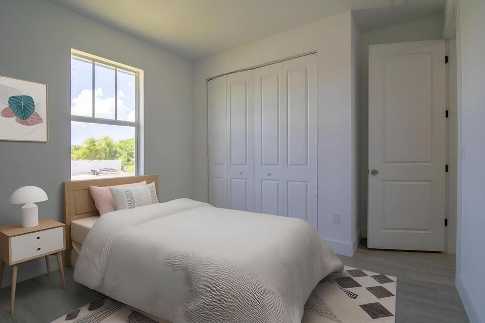 For Rent: $2,150 (4 beds, 2 baths, 2587 Square Feet)