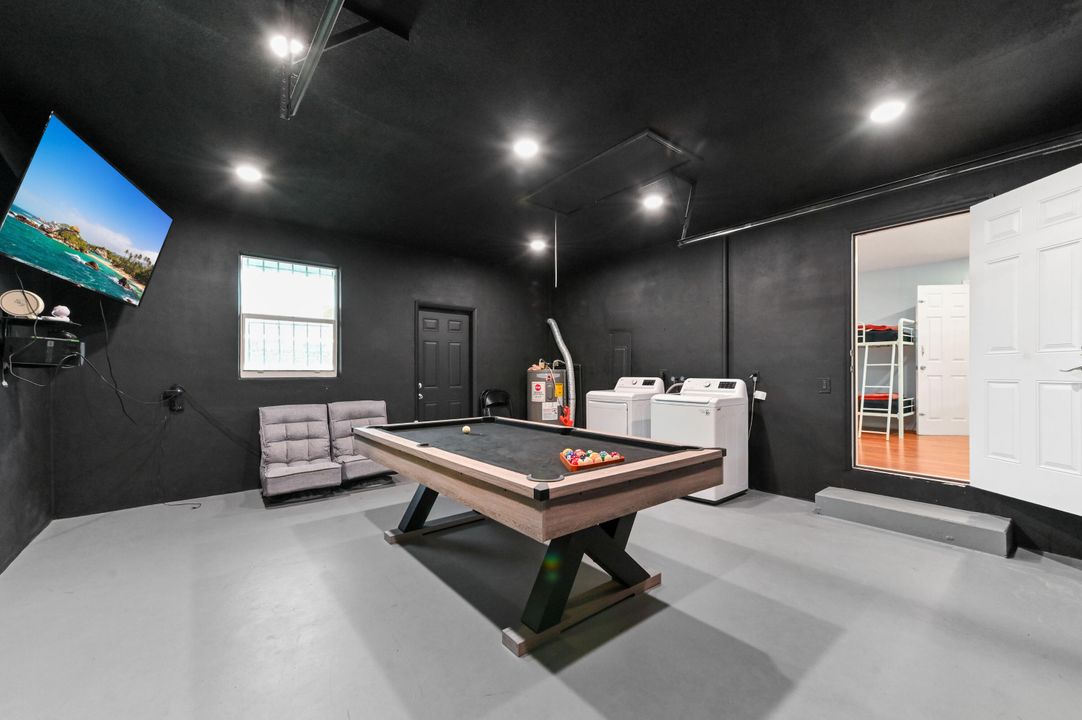 For Rent: $7,600 (5 beds, 3 baths, 1740 Square Feet)