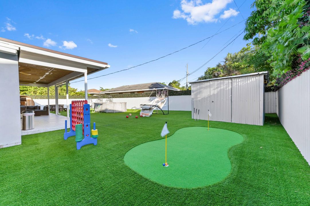 For Rent: $7,600 (5 beds, 3 baths, 1740 Square Feet)