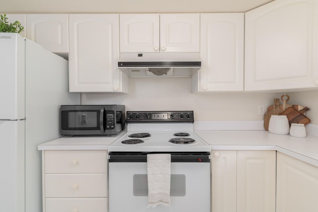 出租: $1,725 (2 贝兹, 2 浴室, 1134 平方英尺)