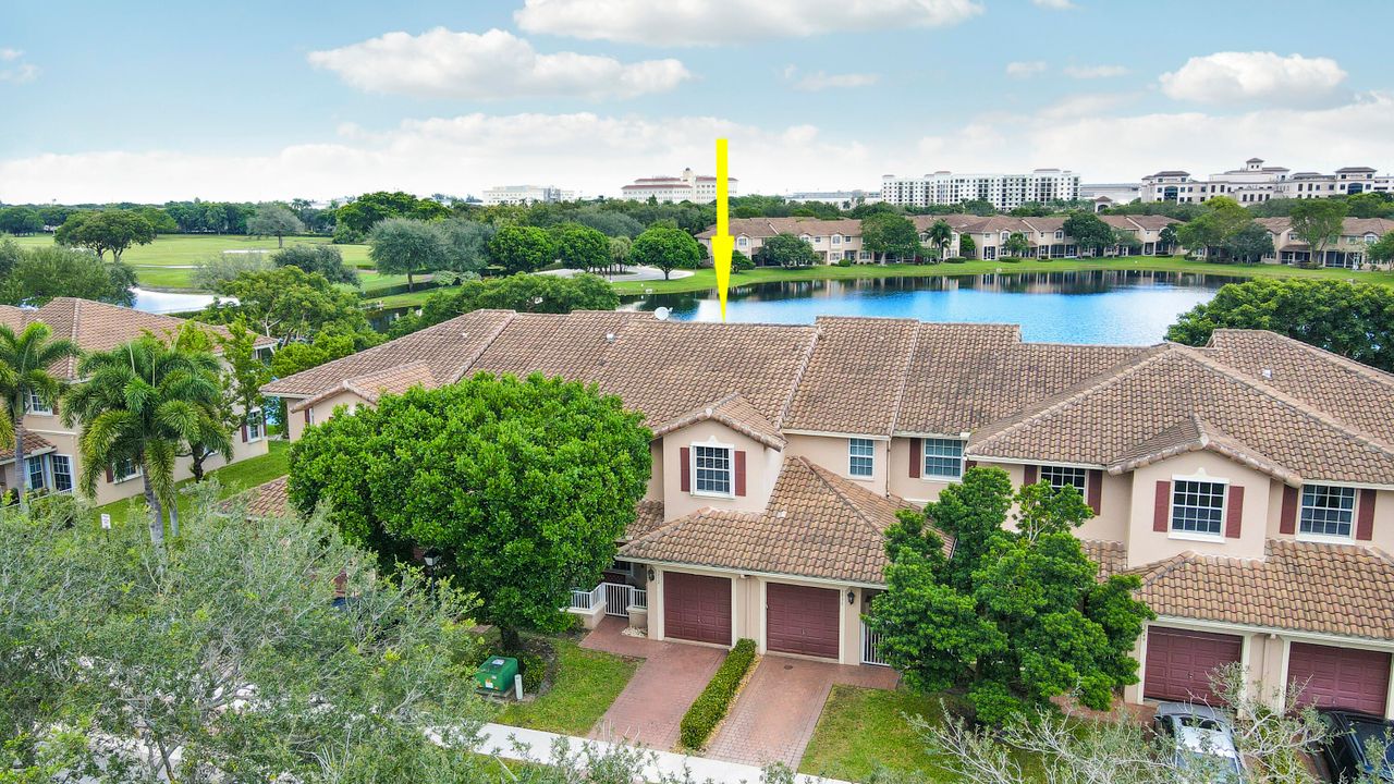 Recently Sold: $549,900 (4 beds, 3 baths, 1855 Square Feet)