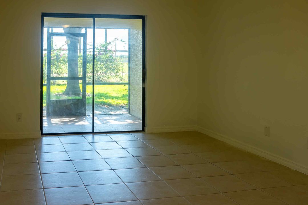 For Sale: $215,000 (3 beds, 2 baths, 1411 Square Feet)