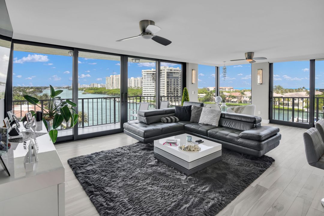 Active With Contract: $10,000 (3 beds, 2 baths, 1680 Square Feet)