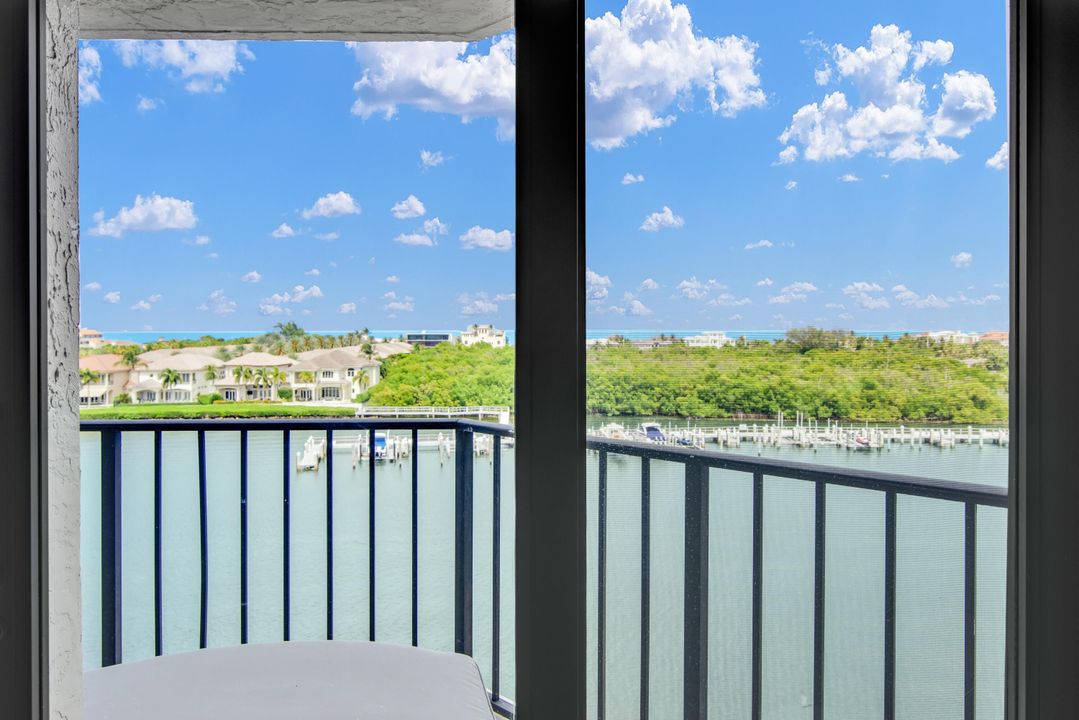 Active With Contract: $10,000 (3 beds, 2 baths, 1680 Square Feet)