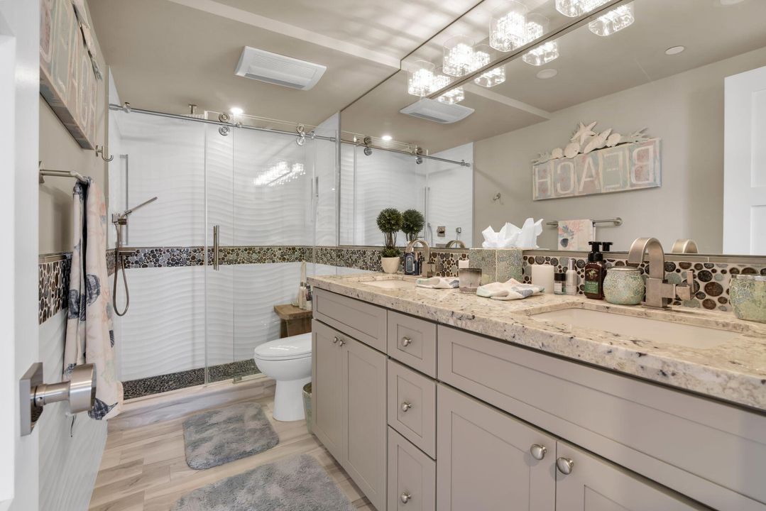 Active With Contract: $10,000 (3 beds, 2 baths, 1680 Square Feet)