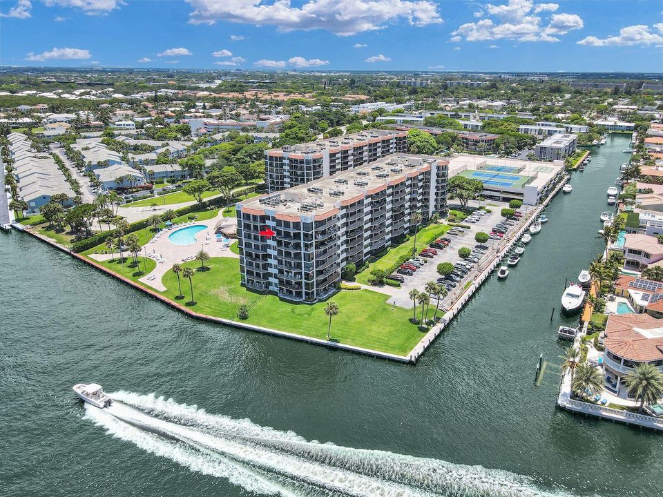 Active With Contract: $10,000 (3 beds, 2 baths, 1680 Square Feet)