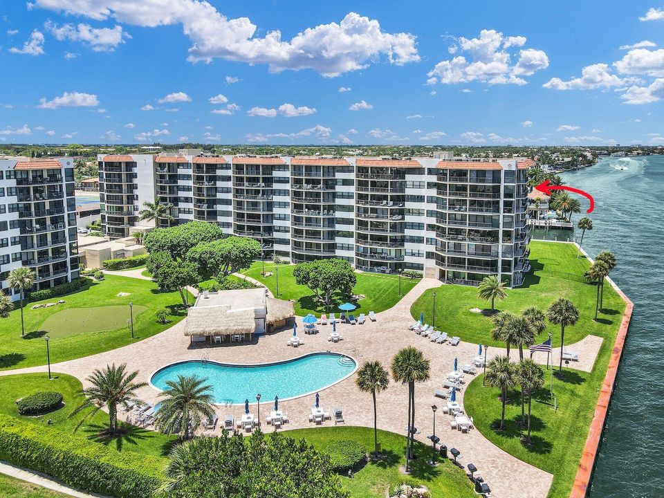 Active With Contract: $10,000 (3 beds, 2 baths, 1680 Square Feet)