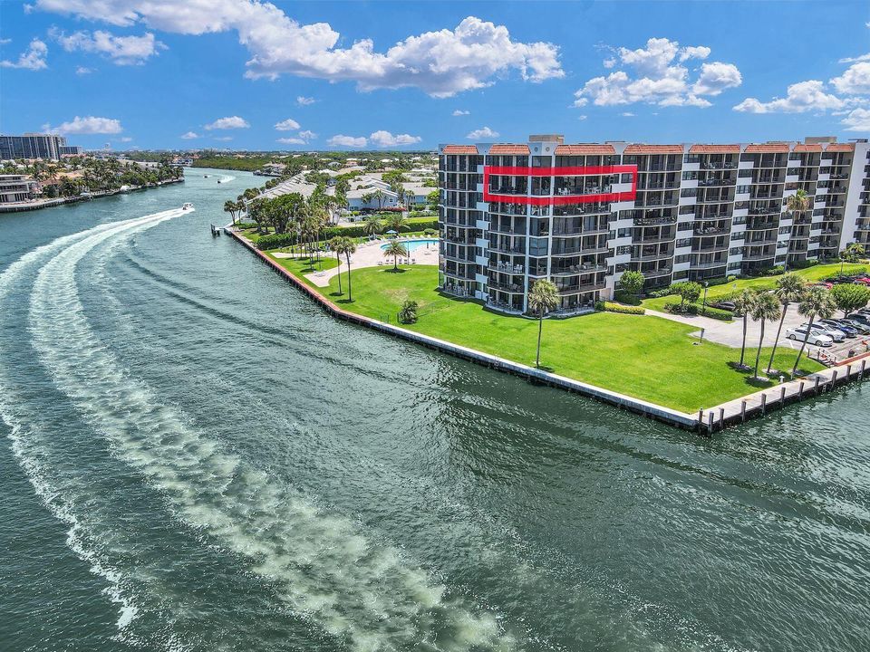 Active With Contract: $10,000 (3 beds, 2 baths, 1680 Square Feet)