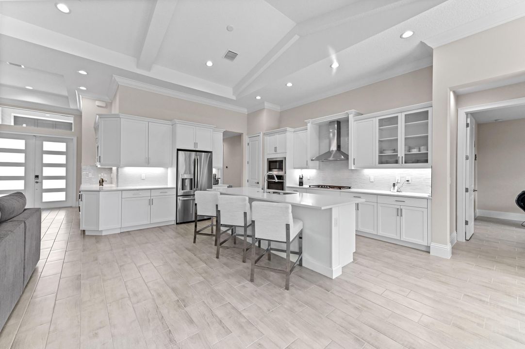 待售: $919,900 (5 贝兹, 3 浴室, 2844 平方英尺)