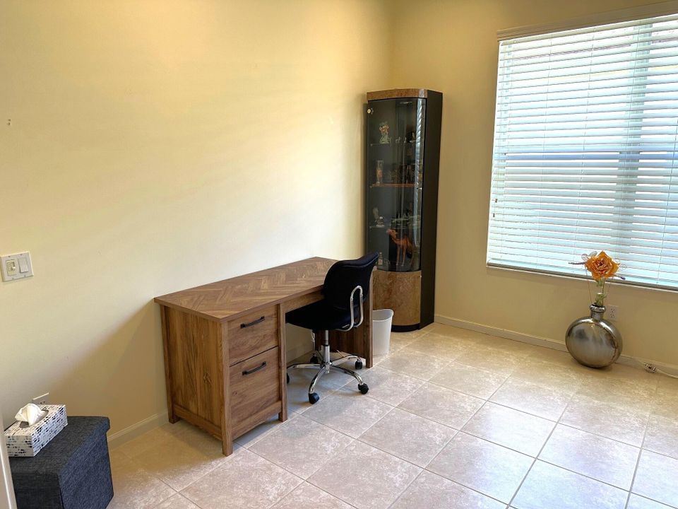 待售: $549,000 (3 贝兹, 2 浴室, 2099 平方英尺)