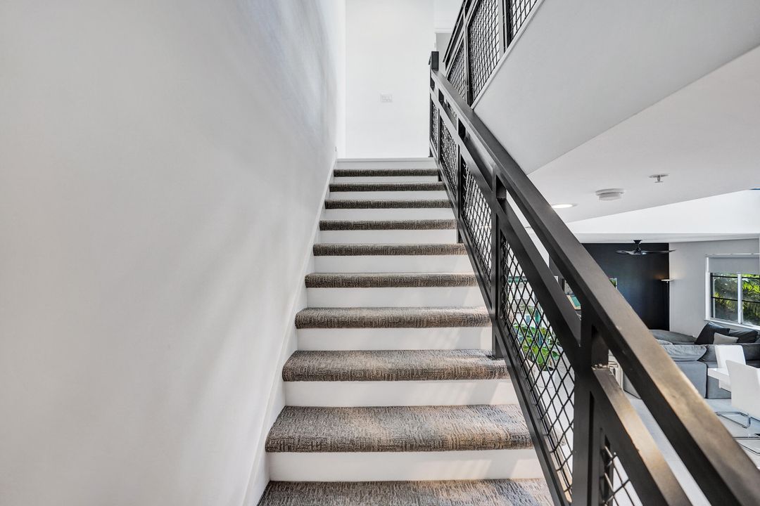 Под контрактом: $10,000 (2 спален, 2 ванн, 1587 Квадратных фут)