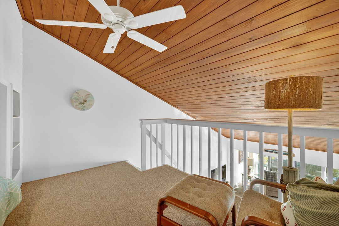 For Sale: $299,000 (2 beds, 2 baths, 1393 Square Feet)