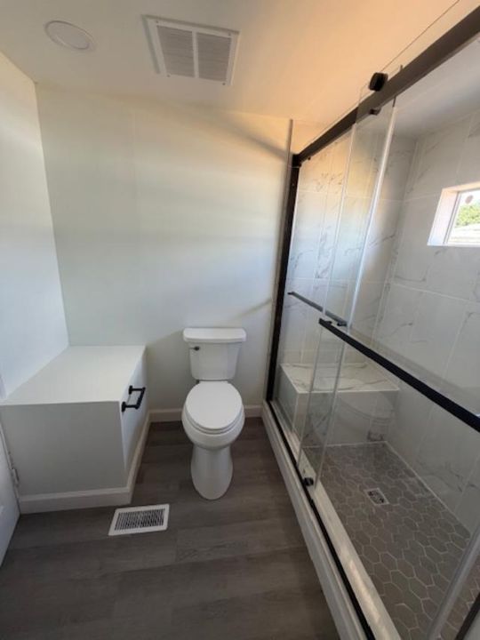 Active With Contract: $295,000 (3 beds, 3 baths, 1559 Square Feet)