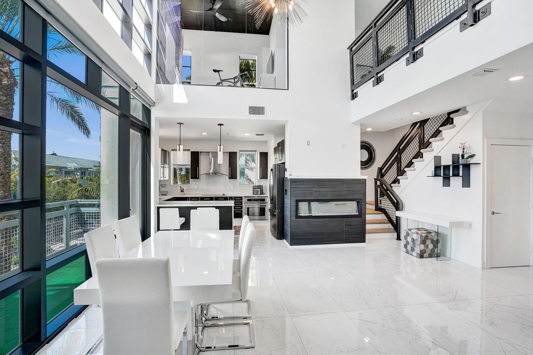 Под контрактом: $10,000 (2 спален, 2 ванн, 1587 Квадратных фут)