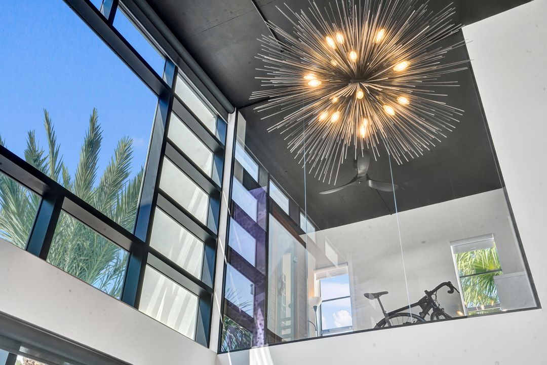 Под контрактом: $10,000 (2 спален, 2 ванн, 1587 Квадратных фут)