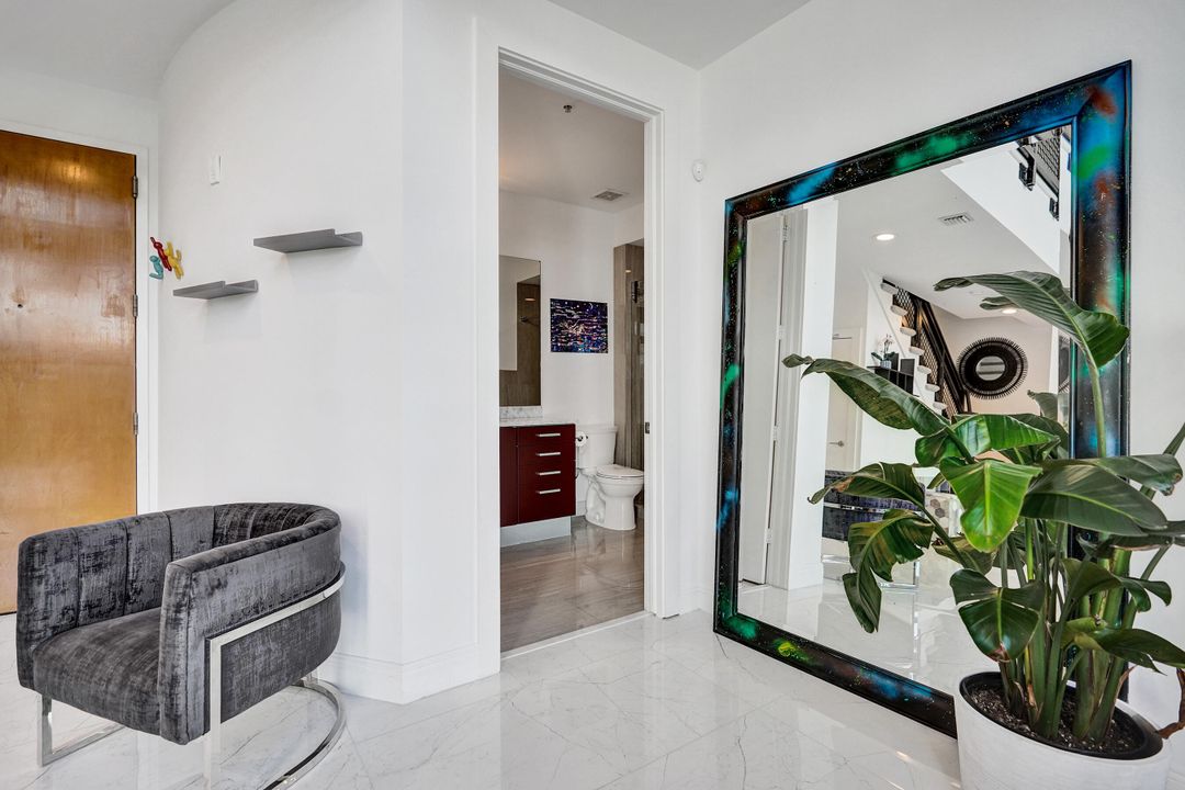 Под контрактом: $10,000 (2 спален, 2 ванн, 1587 Квадратных фут)