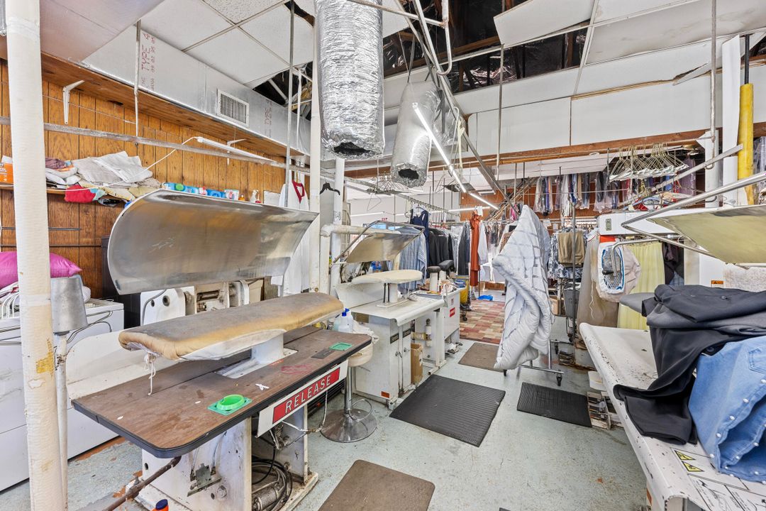 На продажу: $1,400,000 (0 спален, 0 ванн, 3880 Квадратных фут)