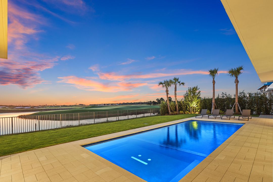 For Sale: $9,600,000 (5 beds, 6 baths, 7713 Square Feet)