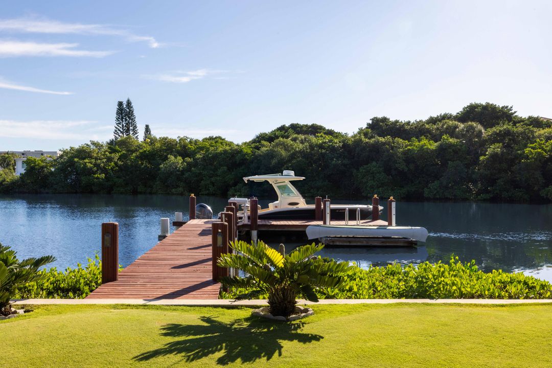 En Venta: $5,850,000 (5 camas, 4 baños, 5125 Pies cuadrados)