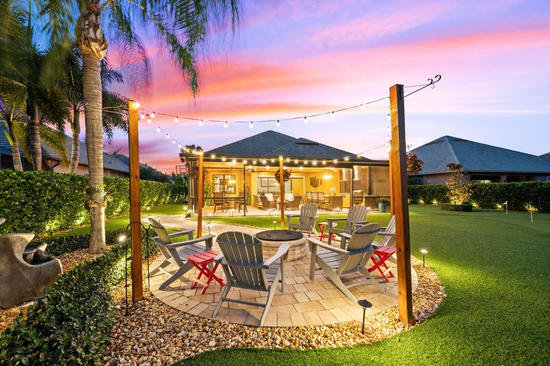 For Sale: $1,549,000 (3 beds, 3 baths, 2561 Square Feet)