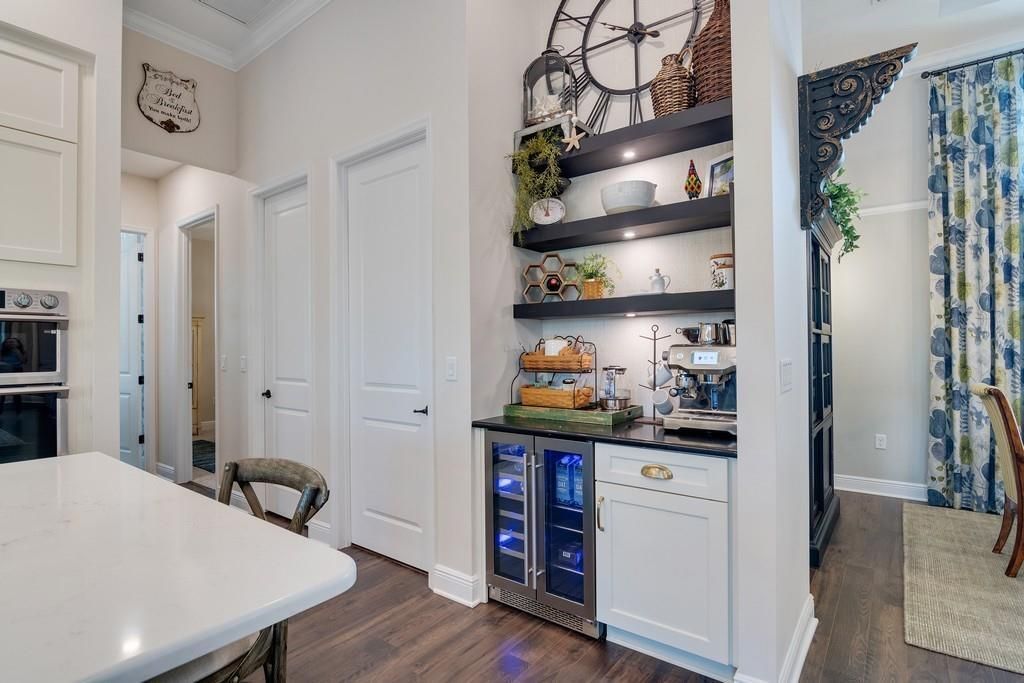 На продажу: $1,085,000 (3 спален, 3 ванн, 2624 Квадратных фут)