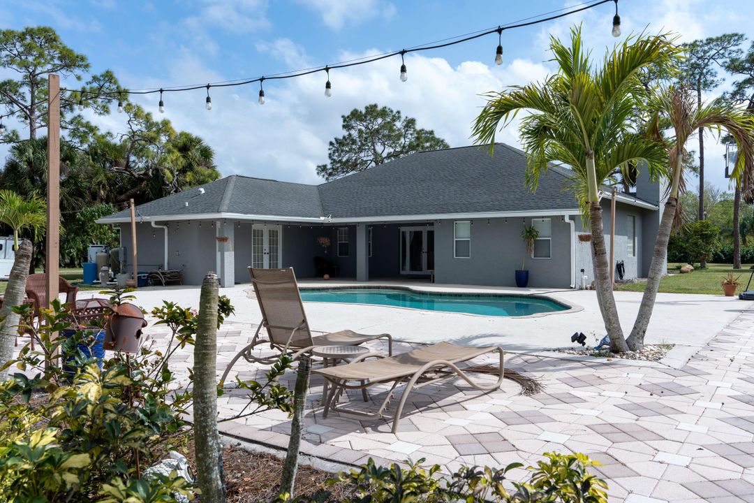 For Sale: $1,395,000 (4 beds, 3 baths, 2078 Square Feet)