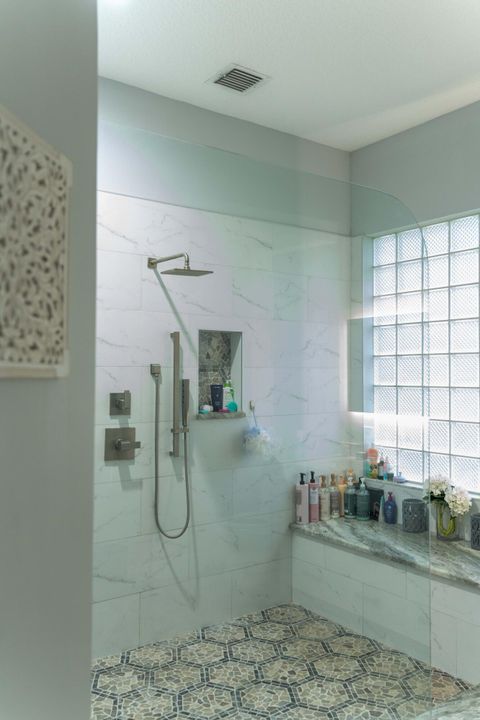 For Sale: $1,395,000 (4 beds, 3 baths, 2078 Square Feet)