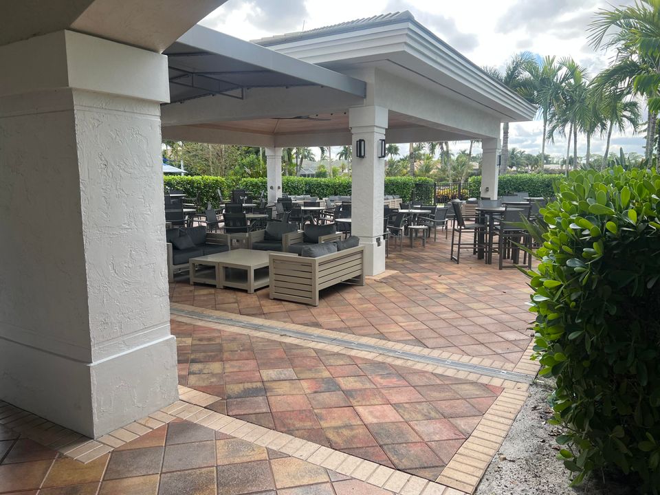 For Sale: $379,000 (3 beds, 2 baths, 2090 Square Feet)