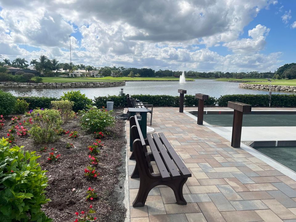 For Sale: $379,000 (3 beds, 2 baths, 2090 Square Feet)