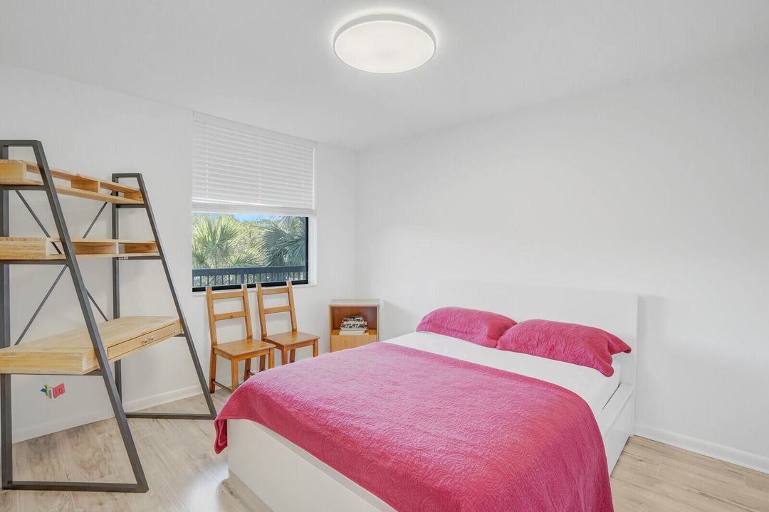 En Venta: $250,000 (2 camas, 2 baños, 1093 Pies cuadrados)