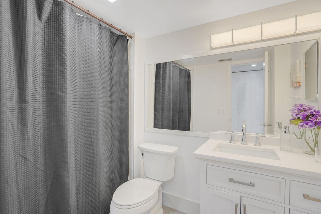 En Venta: $250,000 (2 camas, 2 baños, 1093 Pies cuadrados)