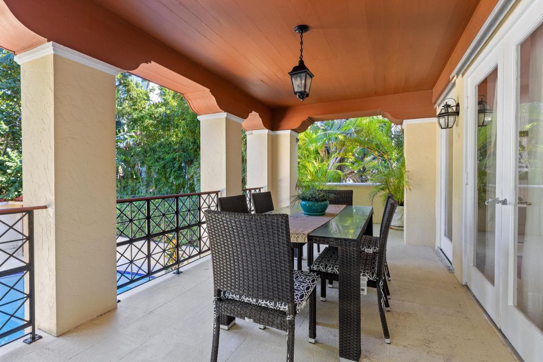 For Sale: $28,000,000 (3 beds, 3 baths, 3444 Square Feet)