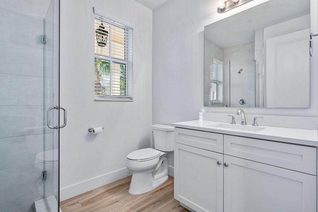 For Rent: $4,700 (3 beds, 2 baths, 1696 Square Feet)