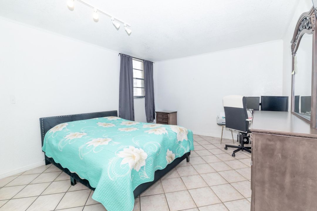 待售: $310,000 (2 贝兹, 2 浴室, 1496 平方英尺)