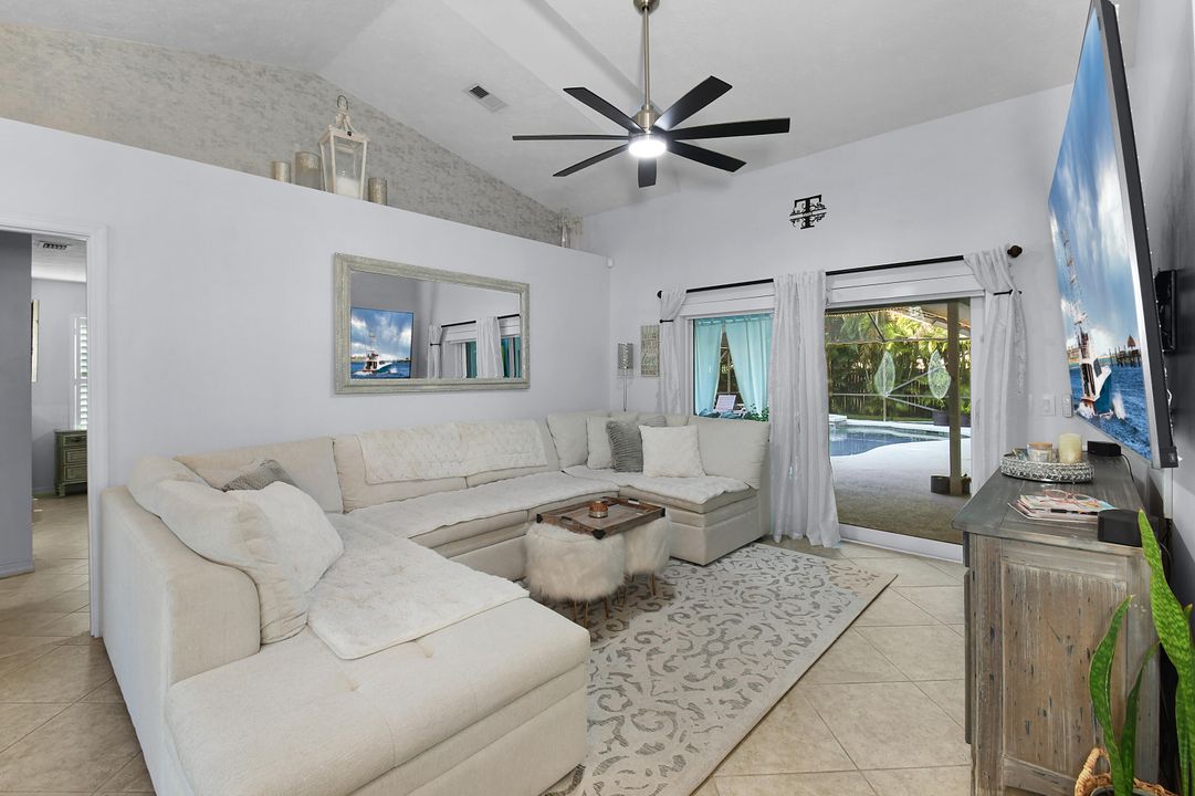Active With Contract: $549,900 (3 beds, 2 baths, 1947 Square Feet)