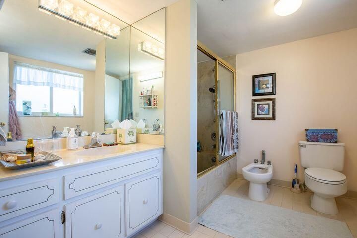 出租: $5,000 (2 贝兹, 2 浴室, 1645 平方英尺)