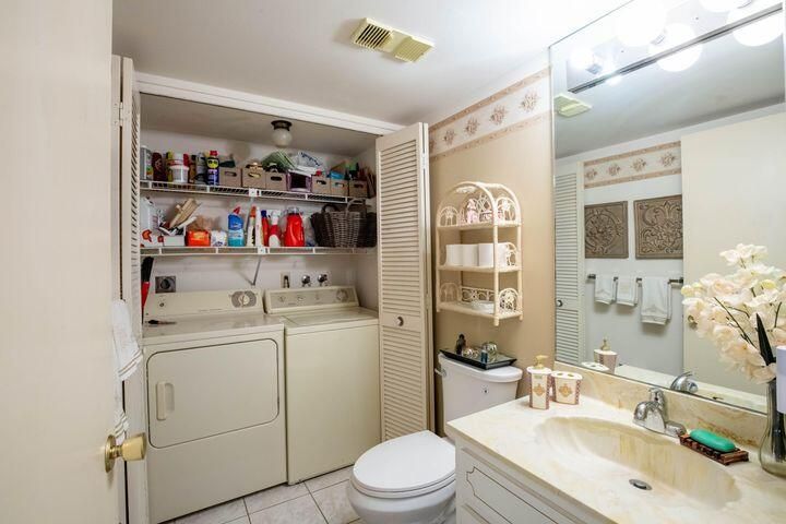 出租: $5,000 (2 贝兹, 2 浴室, 1645 平方英尺)