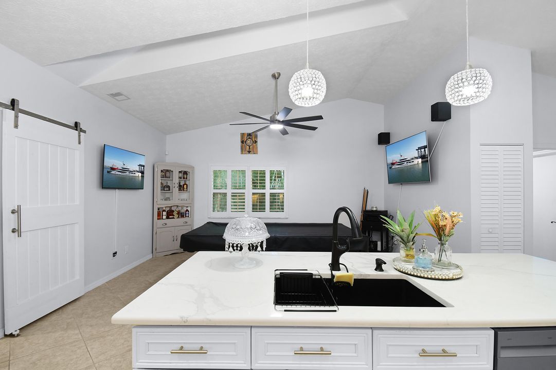 Active With Contract: $549,900 (3 beds, 2 baths, 1947 Square Feet)