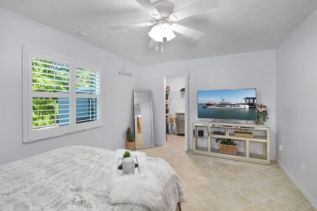 Active With Contract: $549,900 (3 beds, 2 baths, 1947 Square Feet)