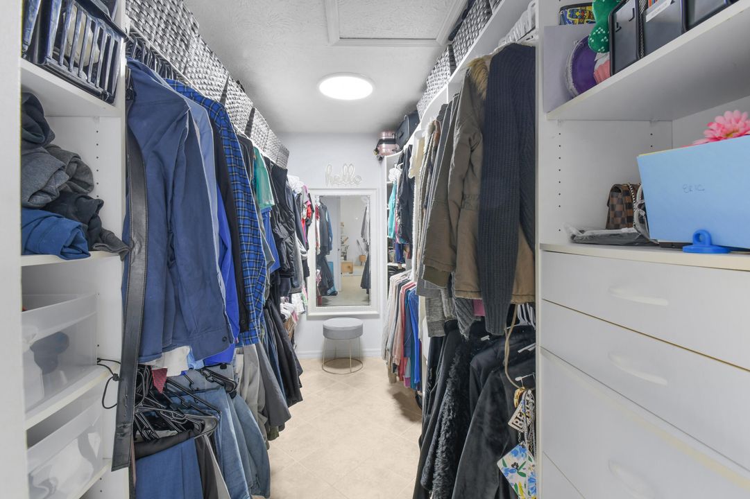 Active With Contract: $549,900 (3 beds, 2 baths, 1947 Square Feet)