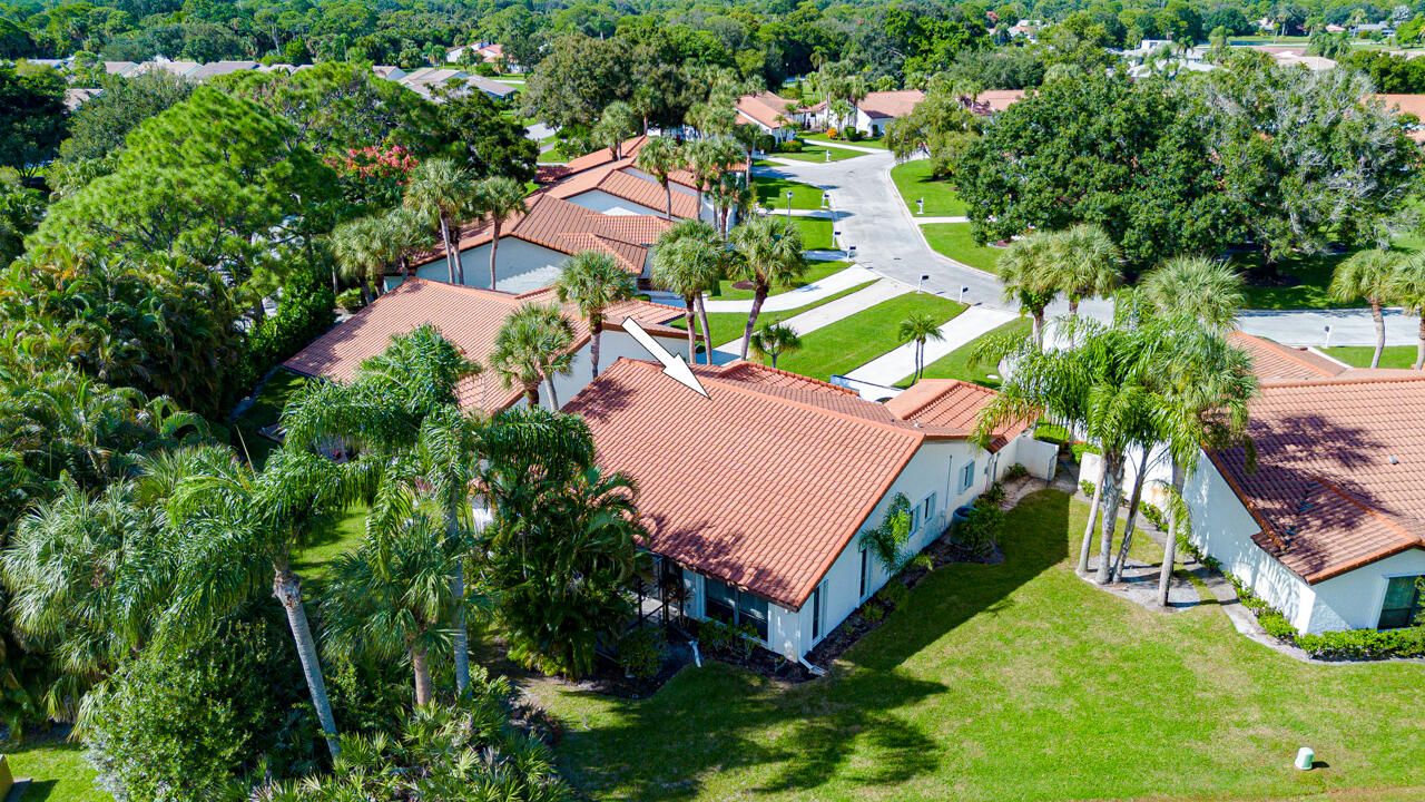 For Sale: $389,000 (3 beds, 2 baths, 1687 Square Feet)