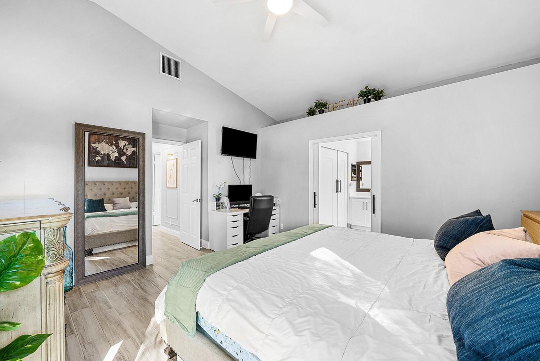 合同活跃: $569,000 (3 贝兹, 2 浴室, 1674 平方英尺)