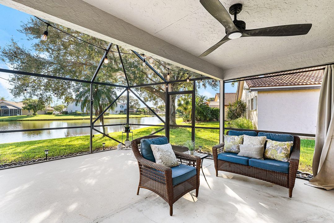 合同活跃: $569,000 (3 贝兹, 2 浴室, 1674 平方英尺)