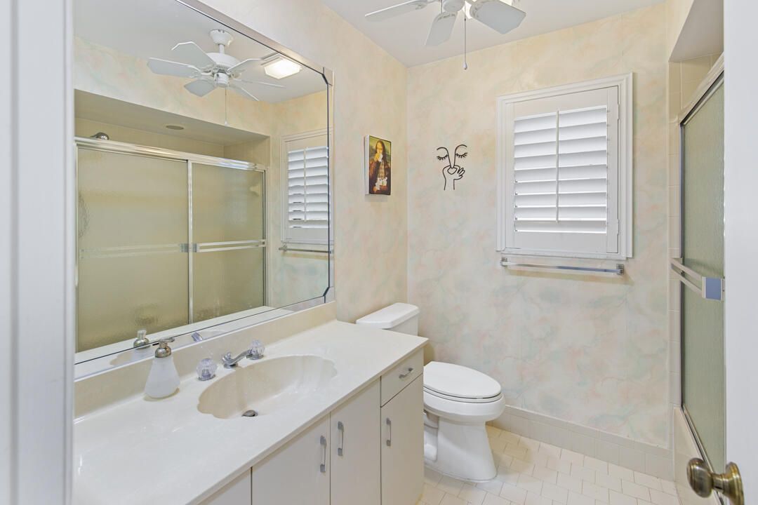 For Sale: $389,000 (3 beds, 2 baths, 1687 Square Feet)