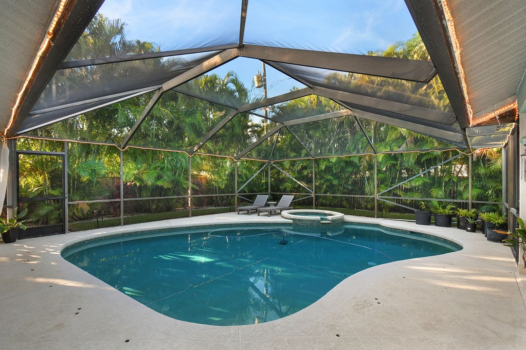 Active With Contract: $549,900 (3 beds, 2 baths, 1947 Square Feet)