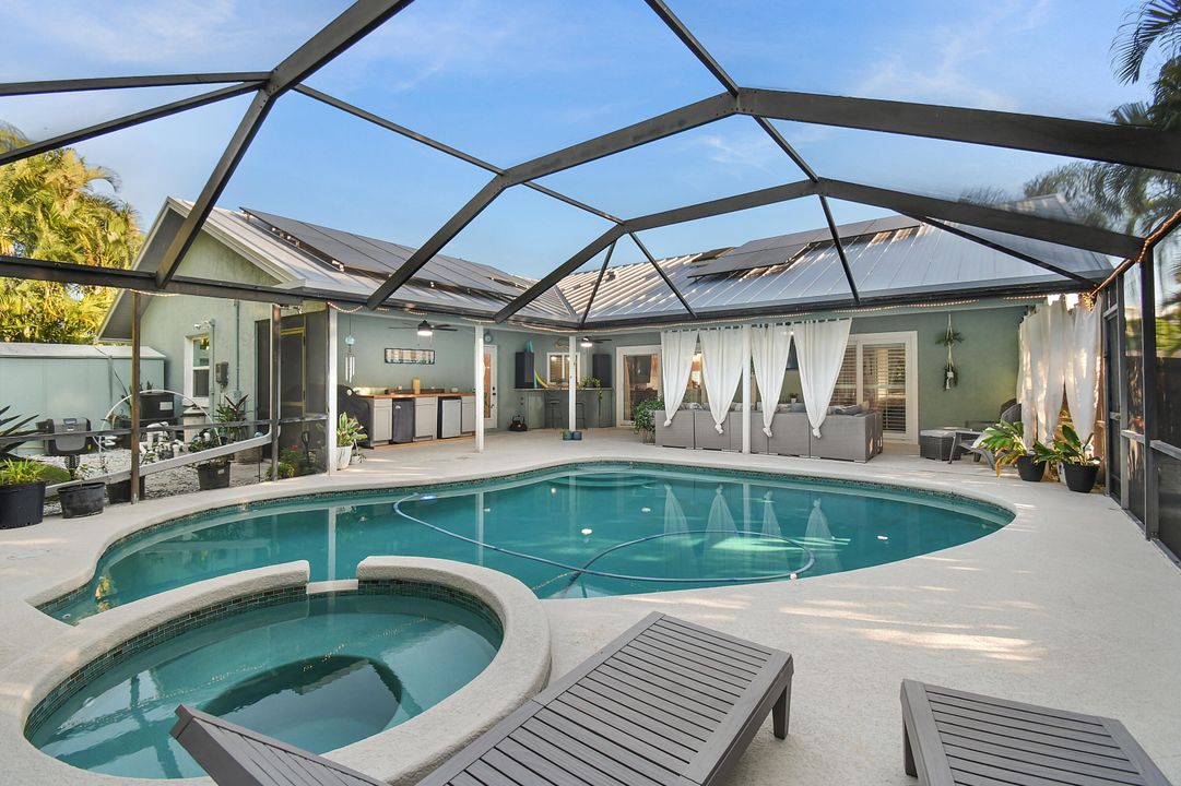 Active With Contract: $549,900 (3 beds, 2 baths, 1947 Square Feet)