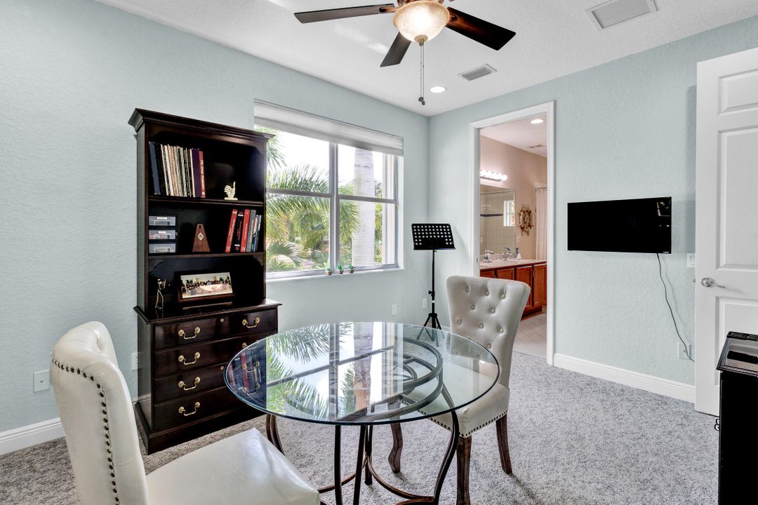 На продажу: $885,000 (6 спален, 4 ванн, 3498 Квадратных фут)